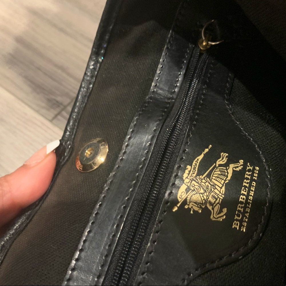 Burberry Purse